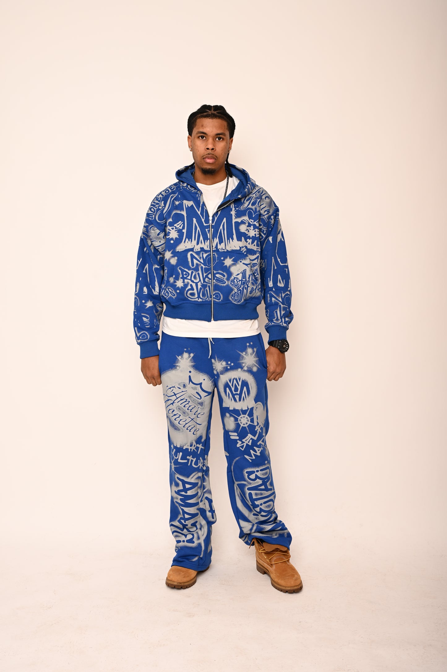 “Amare Monetae Oversize Rhinestone Hoodie & Pants Set”
